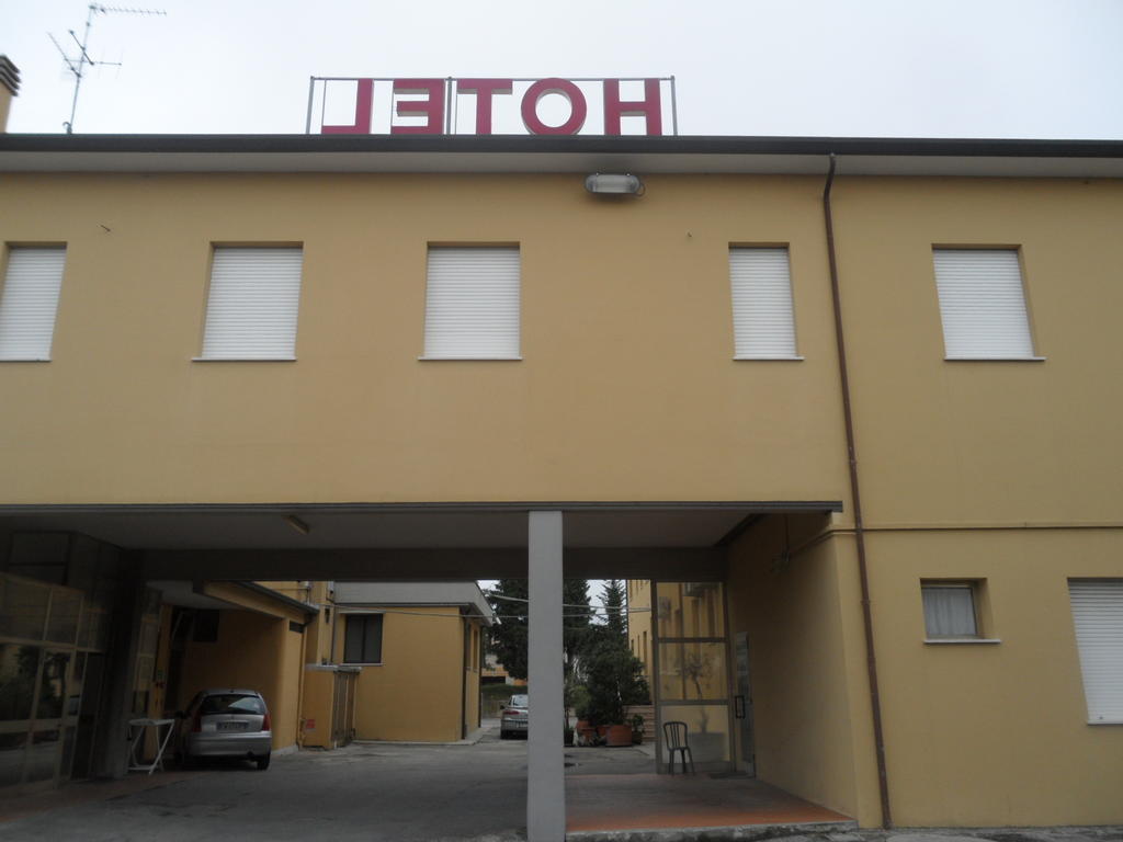 Hôtel Autostop Duardi à Bertinoro Extérieur photo